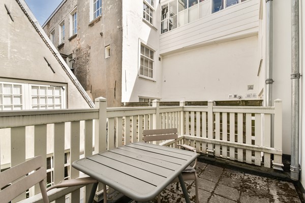 Medium property photo - Wijdesteeg 3E, 1012 RN Amsterdam